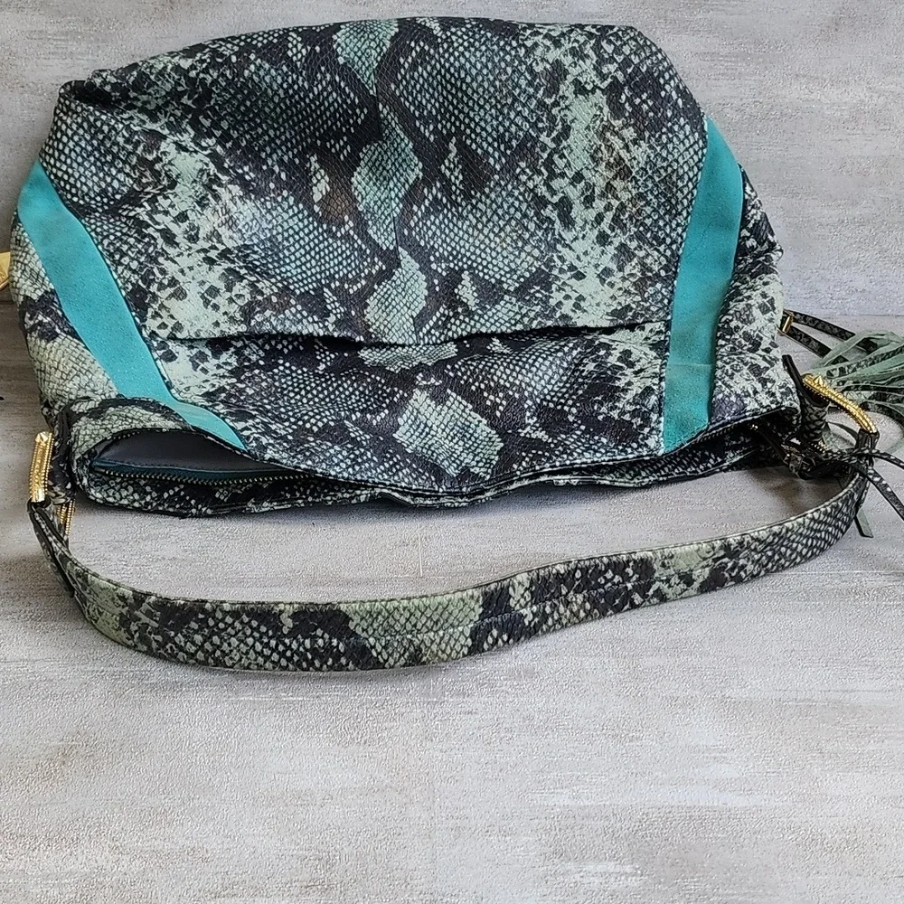 Aimee Kestenberg Tuscany Hobo Purse Shoulder Bag Suede Animal Print Leather